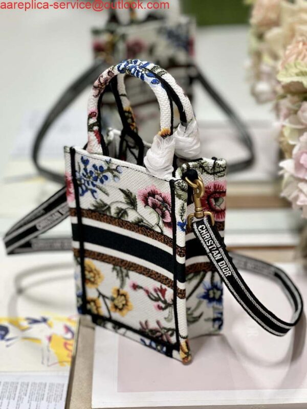 Replica Dior S5555 Mini Dior Book Tote Phone Bag White multicolor embroidery S1101 4