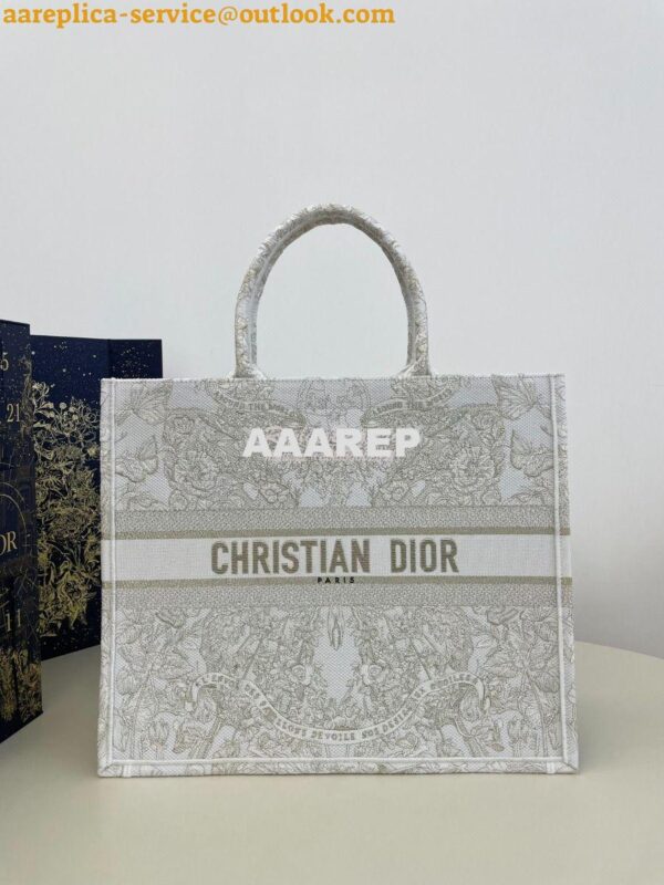 Replica Dior Book Tote bag in Gold-Tone and White Butterfly Around The 4