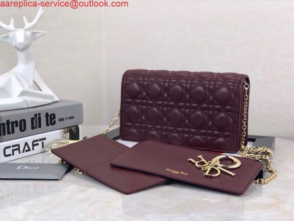 Replica Dior S0204 Lady Dior Pouch Ultramatte Cannage Calfskin Wine red 2