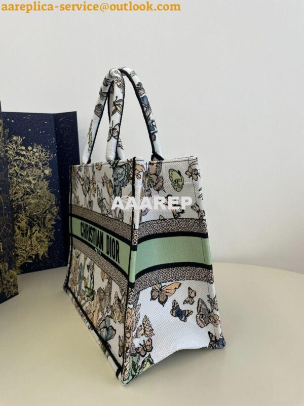 Replica Dior Book Tote bag in White Toile de Jouy Mexico Embroidery 5