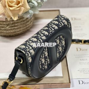 Replica Dior CD Signature Bag With Strap CD-Embossed Box Calfskin M928 2