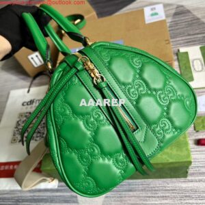 Replica Gucci 702242 GG matelassé leather shoulder bag Bright green 2