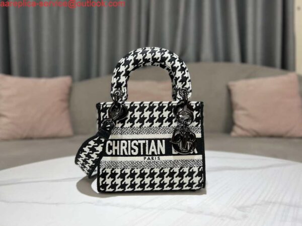 Replica Dior M0500 MINI Lady D-LITE Bag Black and White Houndstooth Embroidery 3