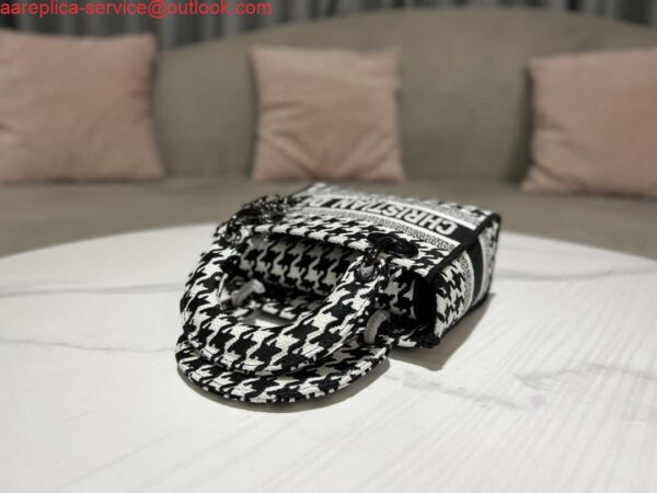 Replica Dior M0500 MINI Lady D-LITE Bag Black and White Houndstooth Embroidery 8