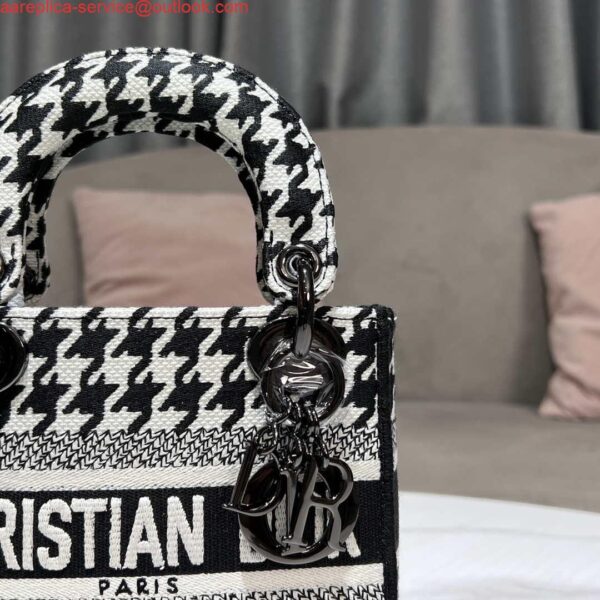 Replica Dior M0500 MINI Lady D-LITE Bag Black and White Houndstooth Embroidery 9