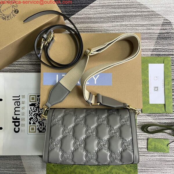 Replica Gucci 724529 GG Matelassé Small Bag Light grey 3