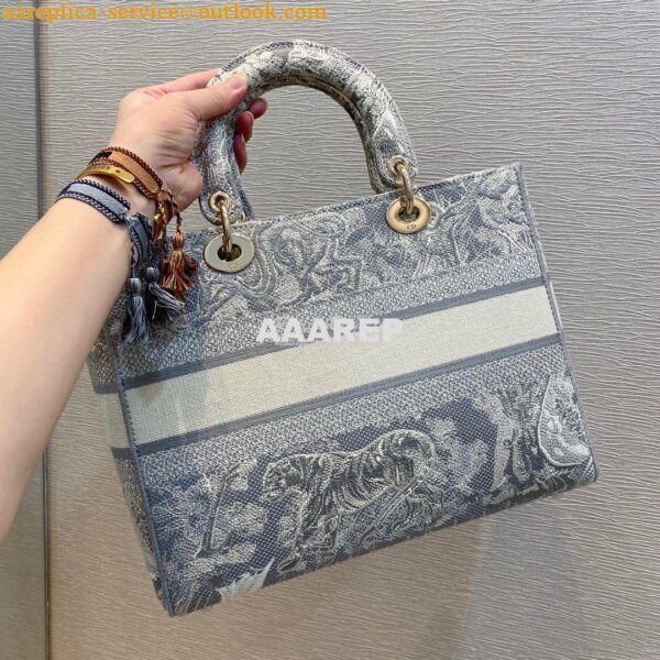 Replica Dior Large Lady D-Lite Bag Gray Toile de Jouy Reverse Embroide 10