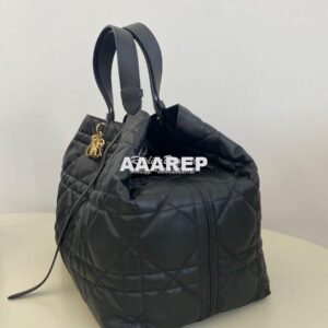 Replica Dior Large Toujours Bag in Macrocannage Calfskin M2820O Black 2