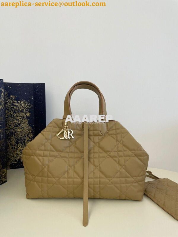 Replica Dior Large Toujours Bag in Macrocannage Calfskin M2820O Tan 3