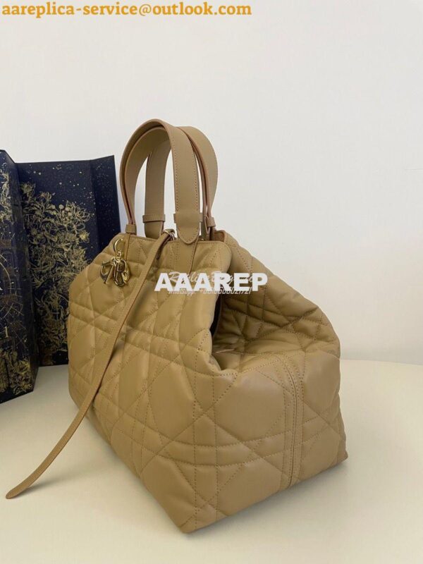 Replica Dior Large Toujours Bag in Macrocannage Calfskin M2820O Tan 4