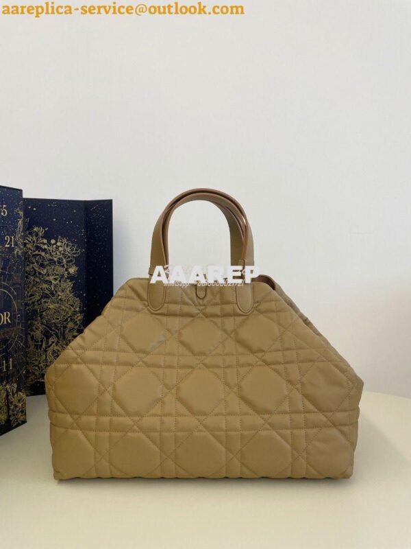 Replica Dior Large Toujours Bag in Macrocannage Calfskin M2820O Tan 10