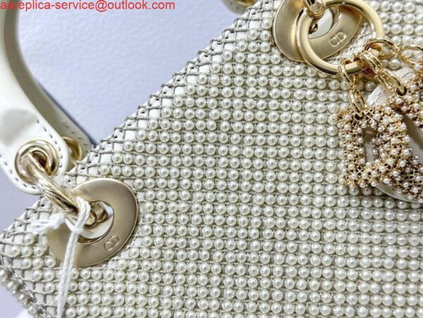 Replica Dior M0505 Mini Dior Lady Bag White Embroidered white resin beads 5