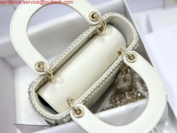 Replica Dior M0505 Mini Dior Lady Bag White Embroidered white resin beads 6