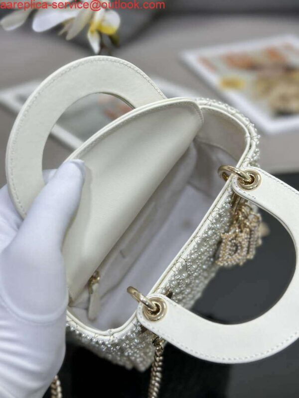 Replica Dior M0505 Mini Lady Bag White Embroidered half pearl 9