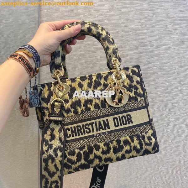 Replica Dior Medium Lady D-Lite Bag Beige Multicolor Mizza Embroidery 3