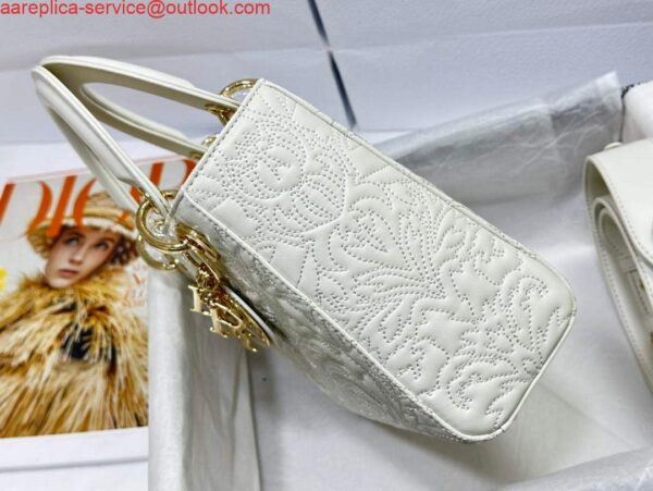 Replica Dior M0538 Small Lady Dior My ABCDIOR Bag Latte Quilted-Effect Lambskin White 4