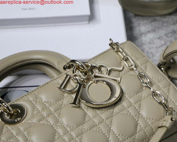 Replica Dior M0540 Medium Lady D-Joy Bag Sand-Colored Cannage Lambskin With Heart Motif 4