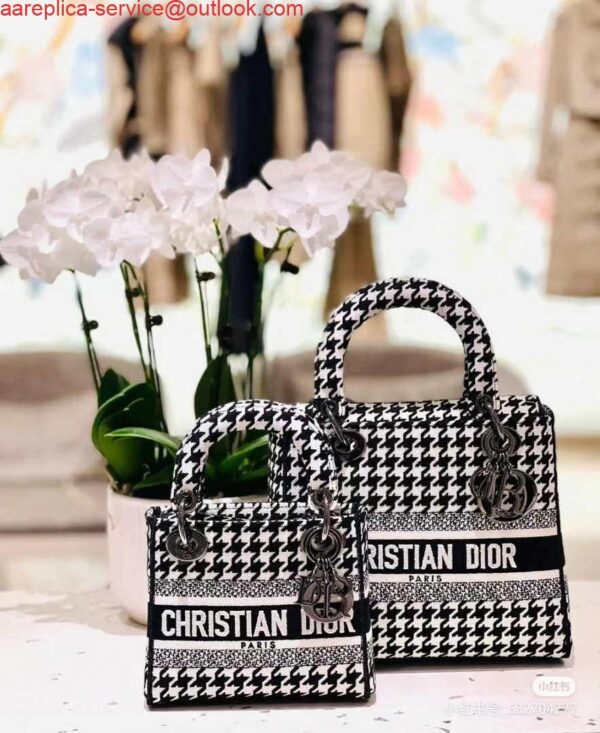 Replica Dior M0565 Medium Lady D-Life Bag Black and White Houndstooth Embroidery 11