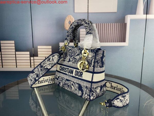 Replica Dior M0565 Medium Lady D-Life Bag Blue Toile de Jouy Reverse Embroidery 3