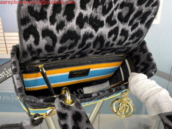 Replica Dior M0565 Medium Lady D-Life Bag Mizza Embroidery Blue and Black with Yellow 8