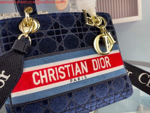 Replica Dior M0565 Medium Lady D-Life Bag Navy Blue Embroidery with Red 5