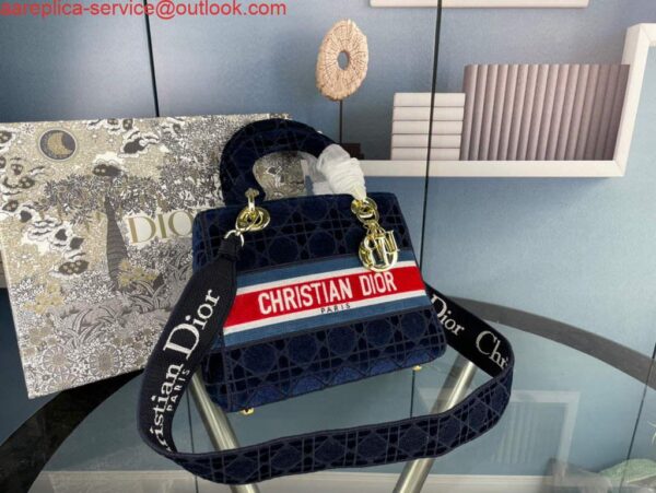 Replica Dior M0565 Medium Lady D-Life Bag Navy Blue Embroidery with Red 7