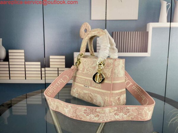 Replica Dior M0565 Medium Lady D-Life Bag Pink Toile de Jouy Embroidery 3