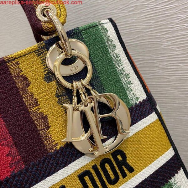 Replica Dior M0565 Medium Lady D-lite Embroidery Bag colourful 3