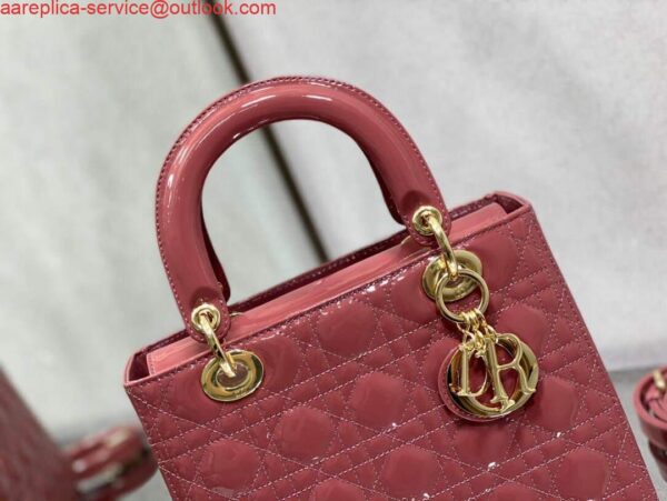 Replica Dior M0565 Medium Lady Dior Patent Cannage Calfskin Bag Pink 4