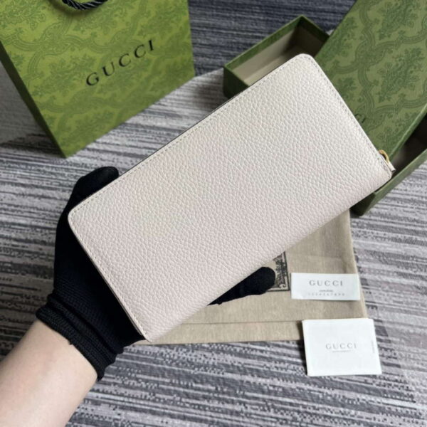 Replica Gucci 750458 Zip wallet with Interlocking G python bow White 3