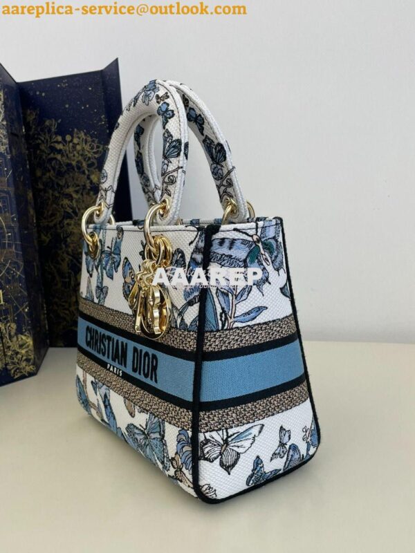 Replica Dior Medium Lady D-Lite Bag White and Pastel Midnight Blue Toi 4