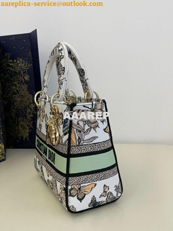 Replica Dior Medium Lady D-Lite Bag White Toile de Jouy Mexico Embroid 4