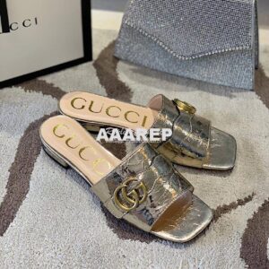 Replica Gucci Women's Slide With Double G 626742 Gold Metallic Laminat 2