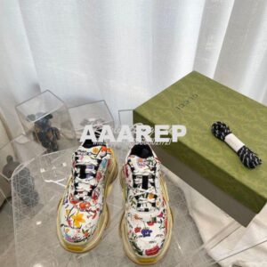 Replica Gucci x Balenciaga Men Women's The Hacker Project Triple S Sne 2