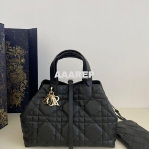 Replica Dior Medium Toujours Bag in Macrocannage Calfskin M2821O Black