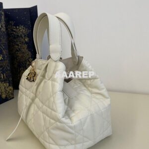 Replica Dior Medium Toujours Bag in Macrocannage Calfskin M2821O Latte 2