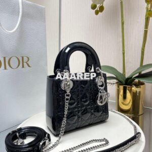 Replica Dior Mini Lady Dior Bag Patent Calfskin M0538 Black silver har 2