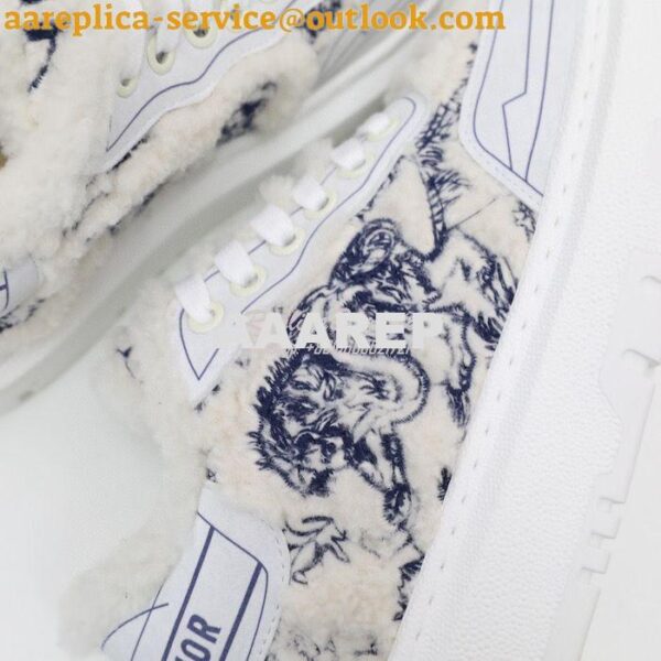 Replica Dior Addict Sneaker Blue Toile de Jouy Embroidered Natural She 10