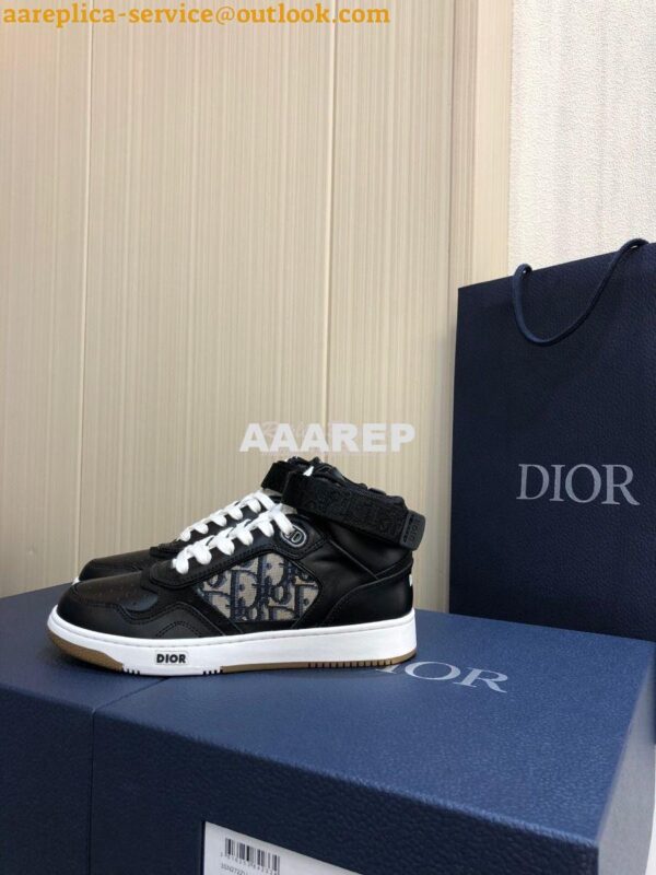 Replica Dior B27 High-Top Sneaker 3SH132 Black Smooth Calfskin with Ob