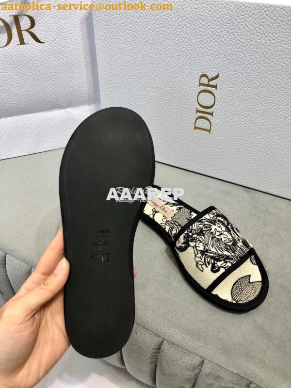 Replica Dior Chez Moi Slide Black and White Dior Zodiac Embroidered Co 10