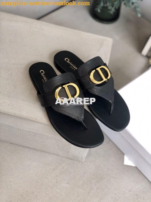 Replica Dior 30 Montaigne Flat Thong KCQ386 Black 10