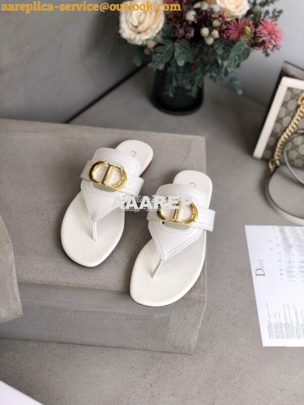 Replica Dior 30 Montaigne Flat Thong KCQ386 White 6