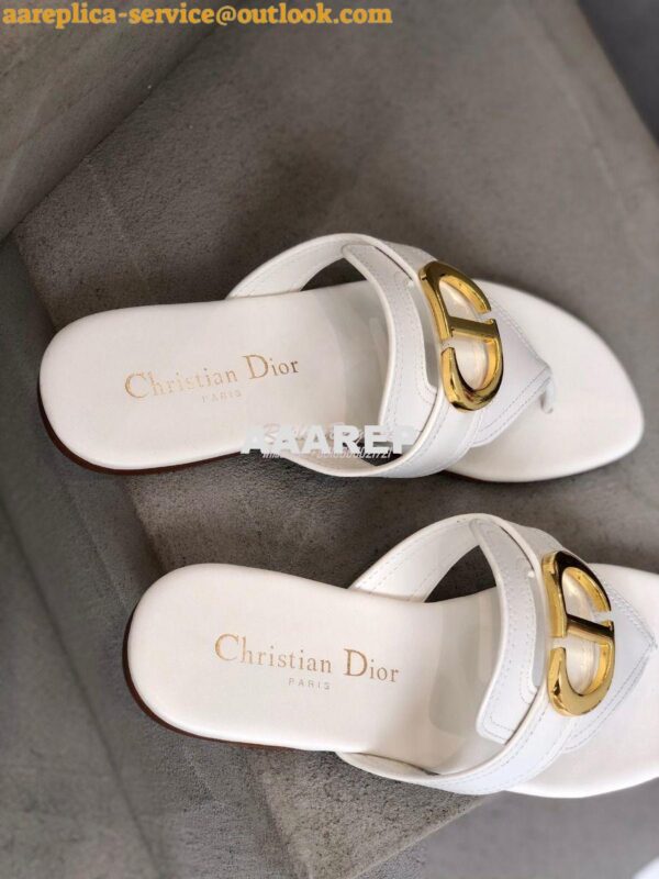 Replica Dior 30 Montaigne Flat Thong KCQ386 White 10