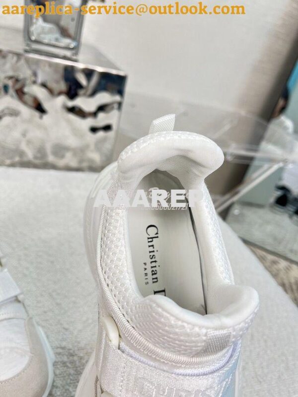 Replica Dior D-Wander Sneaker White Camouflage Technical Fabric KCK299 8