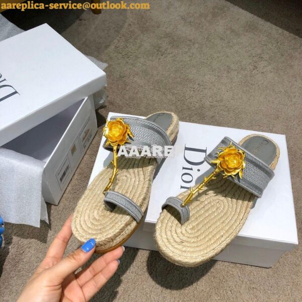 Replica Dior Jardin Thong Sandal KCQ417 Grey 7