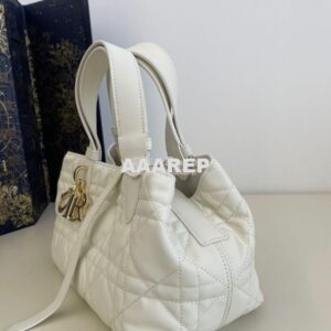 Replica Dior Small Toujours Bag in Macrocannage Calfskin M2822O Latte 2