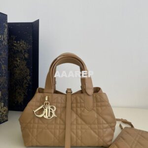 Replica Dior Small Toujours Bag in Macrocannage Calfskin M2822O Tan