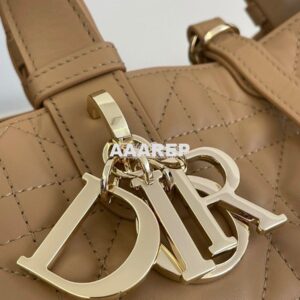 Replica Dior Small Toujours Bag in Macrocannage Calfskin M2822O Tan 2