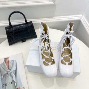 Replica Dior Women‘s KDI760VNI ARTY lace-up ankle boots in white patent and calfskin 2