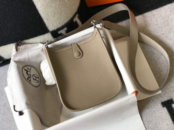 Replica Hermes Evelyne Bag Designer Hermes Mini Crossbody Real Bag 20425 Light Grey 3